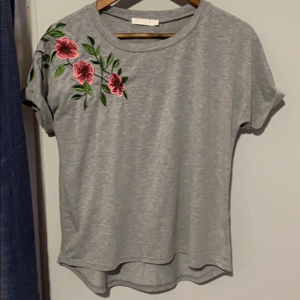 Vera and Lucy Embroidered Floral Tee
